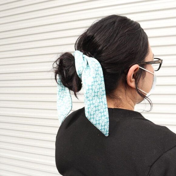 NEW Coach Signature Skinny C Silk Scarf in Jade - Picture 5 of 7